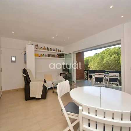 Capisa Esc D-6 Апартаменты