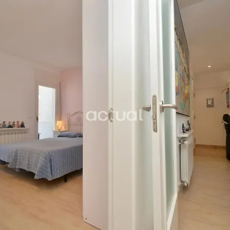 Capisa Esc D-6 Апартаменты *