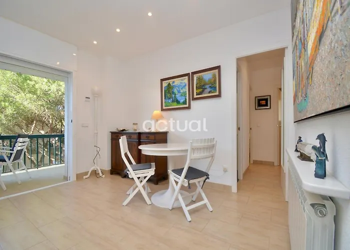 Capisa Esc D-6 Apartmán