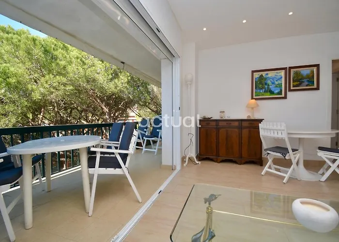 Apartmán Capisa Esc D-6 *